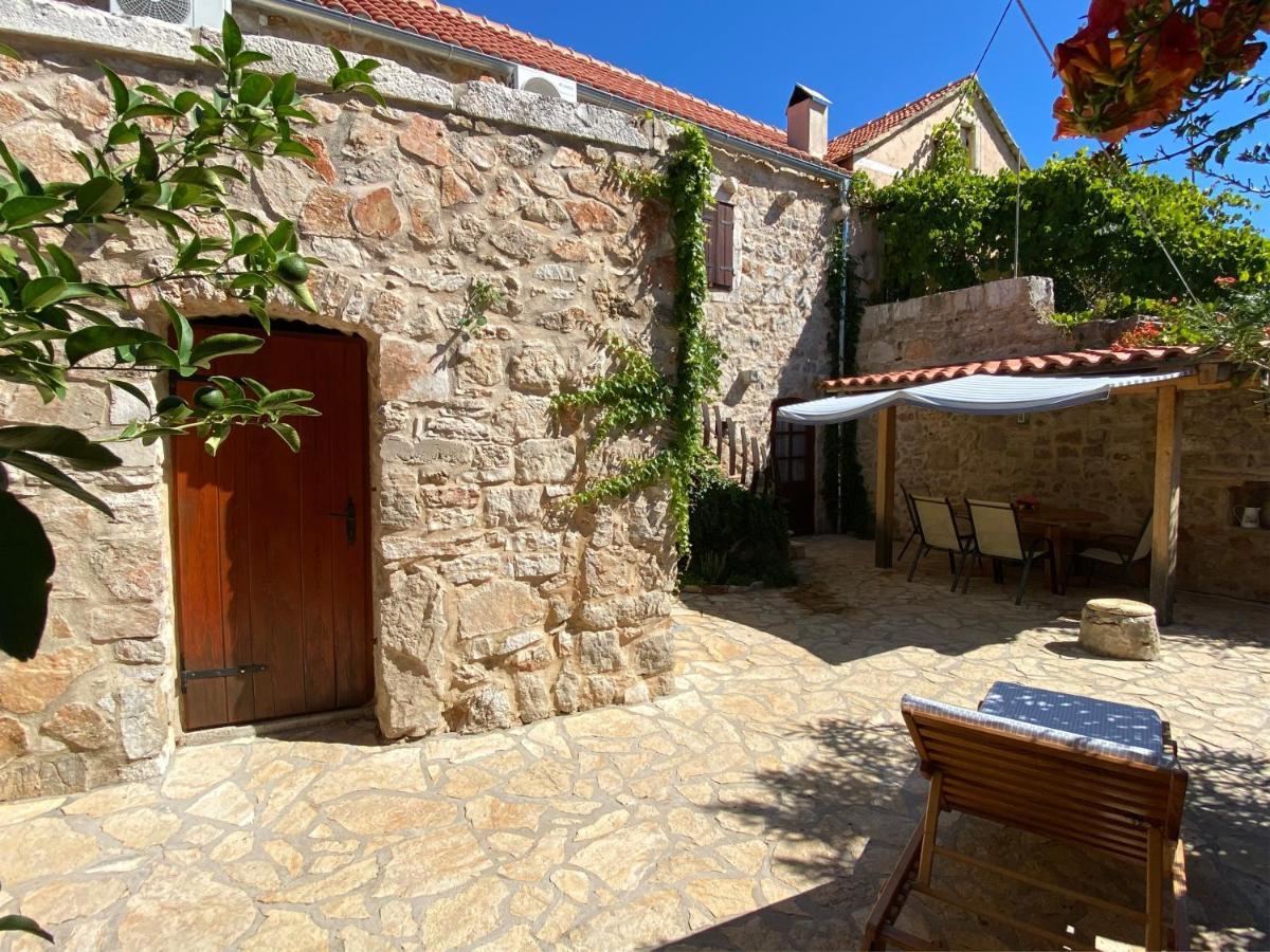 Holiday Home Hauser Vrbanj 外观 照片