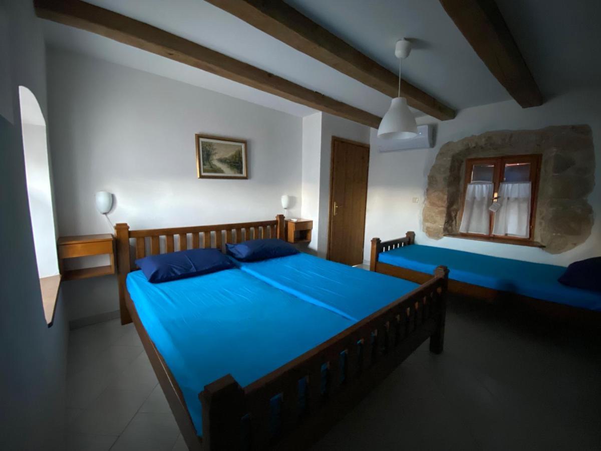 Holiday Home Hauser Vrbanj 外观 照片