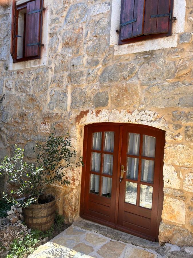 Holiday Home Hauser Vrbanj 外观 照片